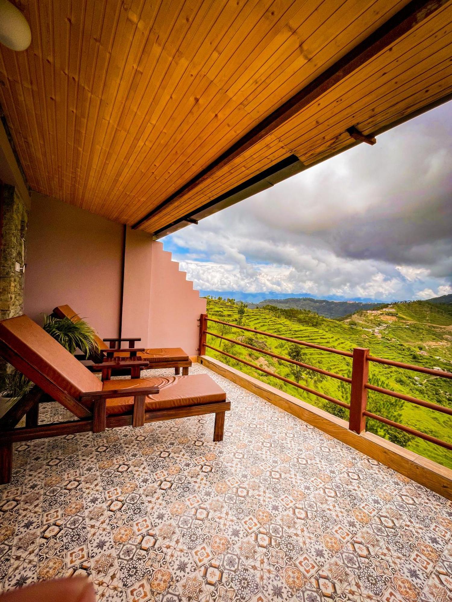 Bsr Farms Resort Pauri Exterior foto