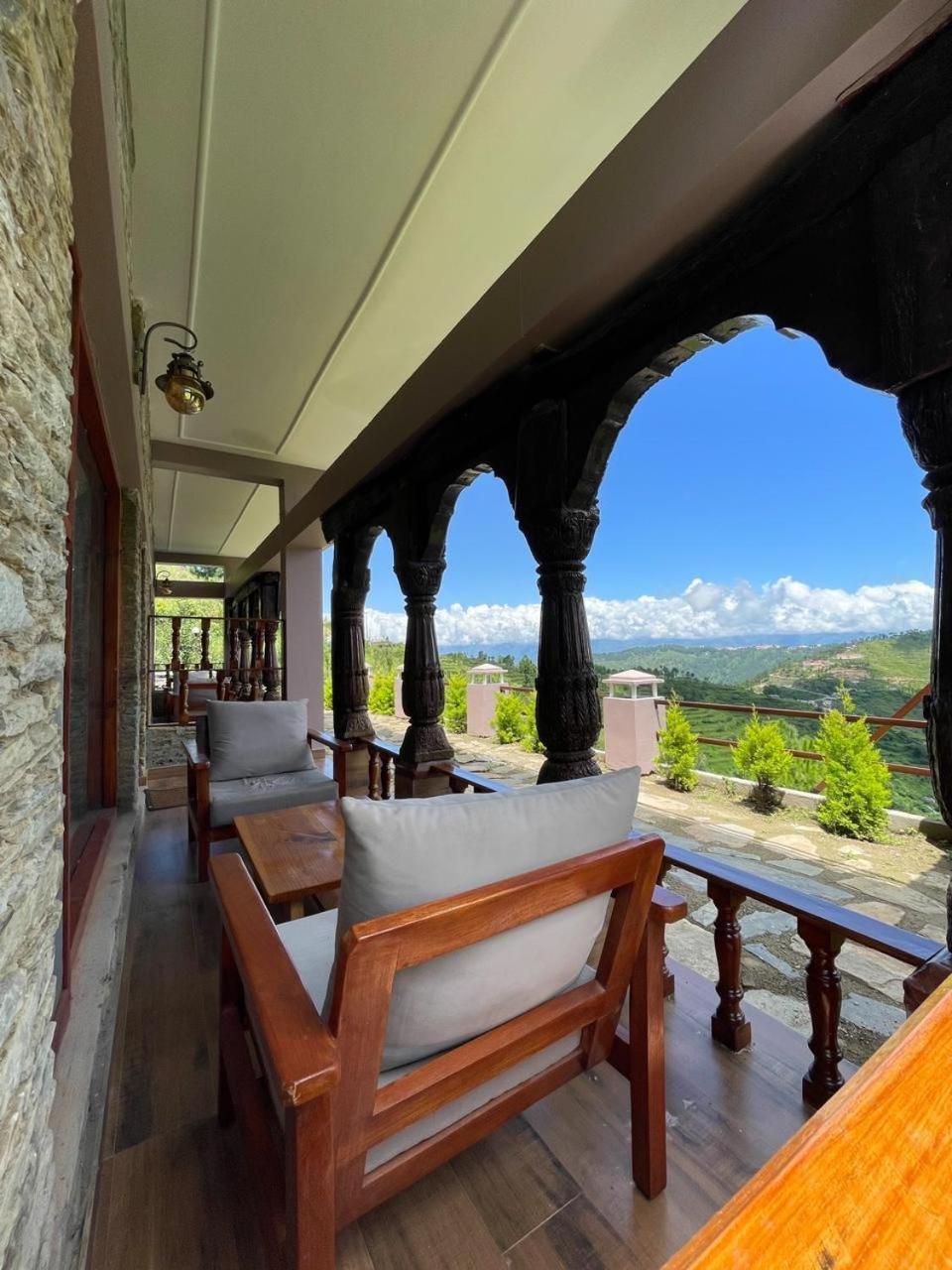 Bsr Farms Resort Pauri Exterior foto